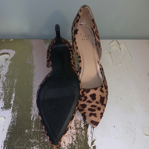 A new day brand size 8 animal print - Picture 2 of 3